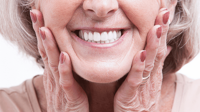 implantes dentales en valencia