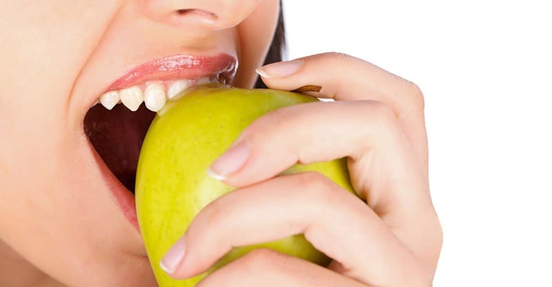 Los implantes dentales - Clínica dental cov